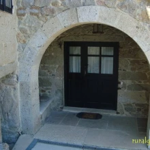 Casa Rural Entre Os Ríos. A Pobra do Caramiñal. A Coruña. Entrada Habitación del Arco